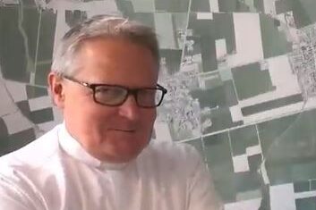 Pastor-Stahlhacke-1